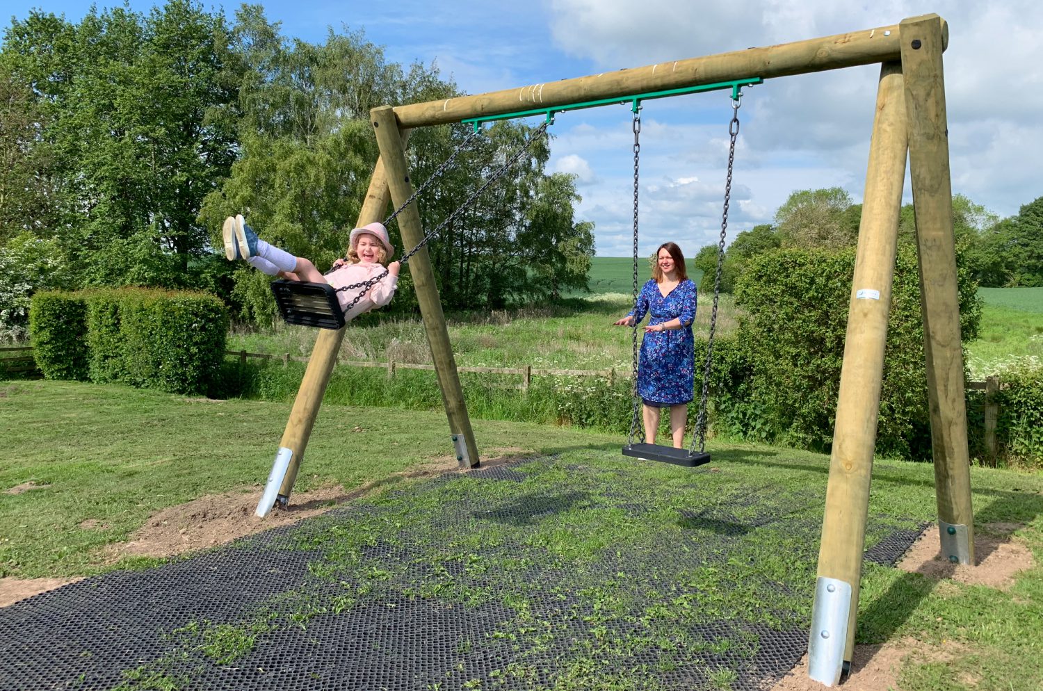 Timber Flat Swing Swings Kids Playground Designers